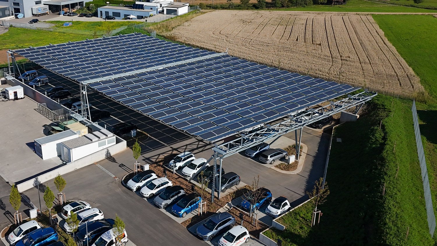 web-Parkplatz-von-oben-1-Presse